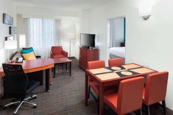 Residence Inn by Marriott Chicago Lake Forest/Mettawa image 14